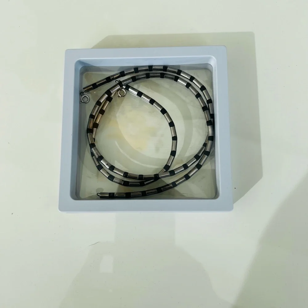 Natural jewellery necklace bracelet